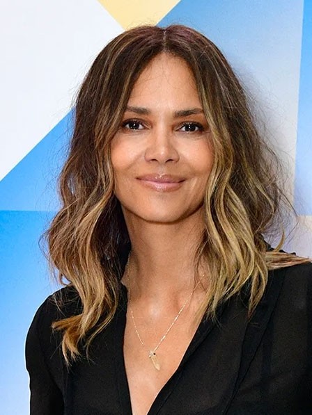 Halle Berry Lace Front Synthetic Celebrity Wigs