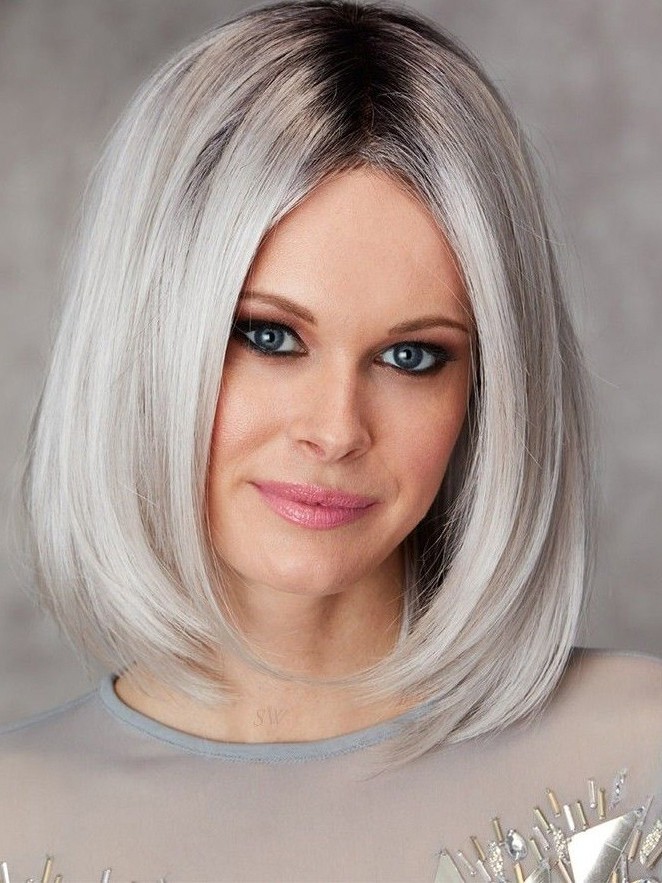 New Fabulous Medium Ladies Grey Bob Hair Wigs, Chin Length Wigs, Lace